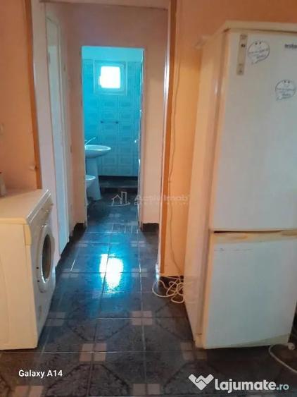 Apartament cu 2 camere decomandat în Vest
