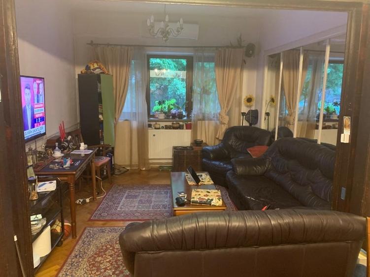 Apartament cu 4 camere decomandat în Unirii