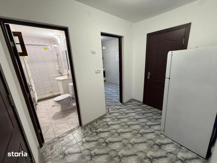 Casă cu 4 camere cu Teren 261 Mp în Rovine