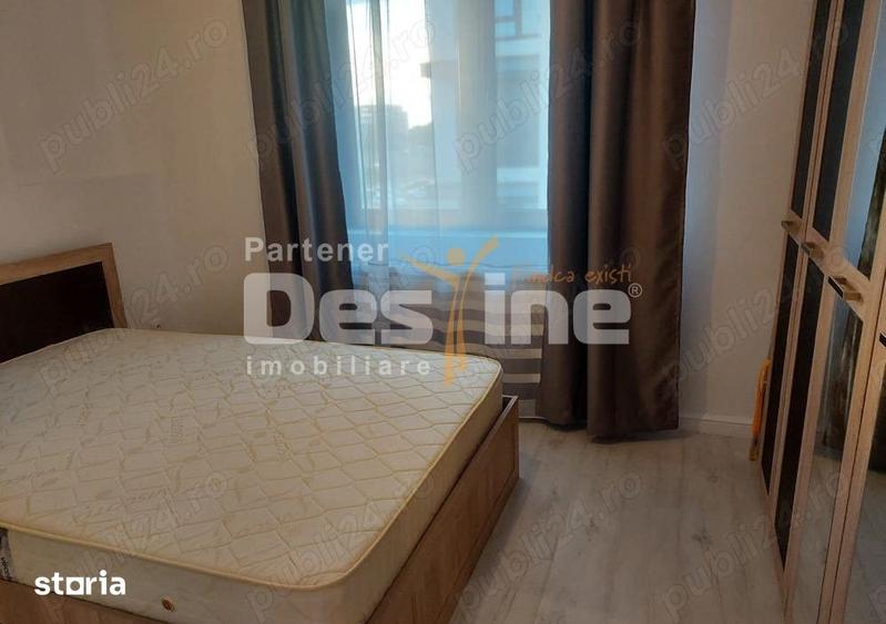 Apartament cu 3 camere în Aradului