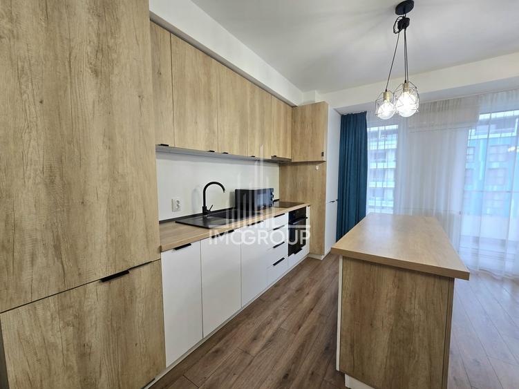 Apartament cu 3 camere semidecomandat, mobilat în Gheorgheni