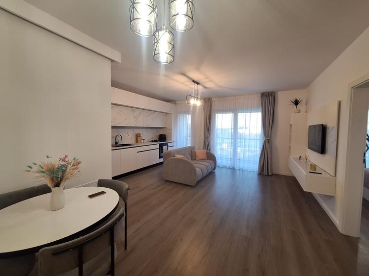 Apartament cu 2 camere semidecomandat, mobilat în Florești — fotografia 1