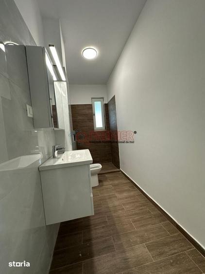 Casă cu 4 camere cu Teren 324 Mp în Vidra