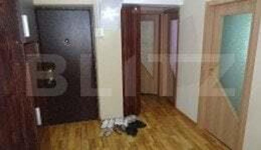Apartament cu 4 camere decomandat în 22 Decembrie