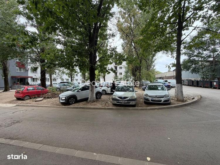 Spațiu comercial, în Păcii