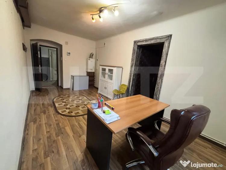 Spațiu comercial, de 50 mp, în Central