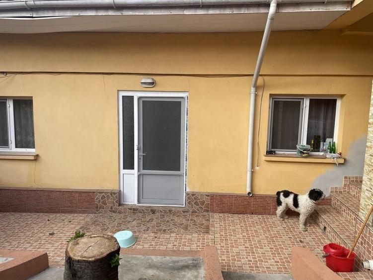 Casă cu 4 camere în E3