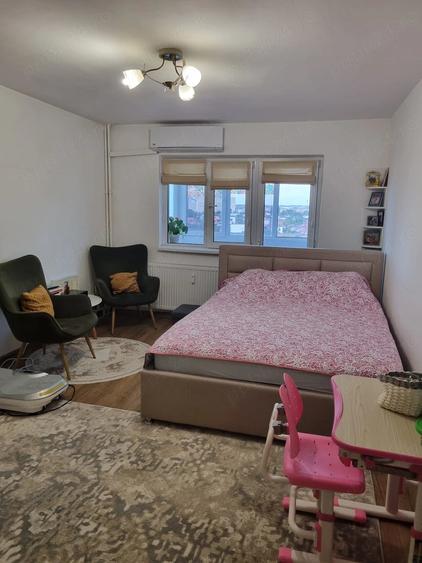 Apartament cu 2 camere decomandat în 1 Mai