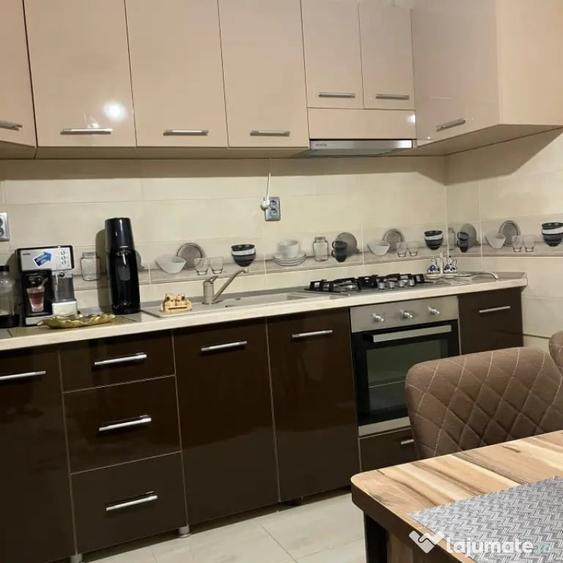 Apartament 2 camere decomandat, zona Segarcea - 3