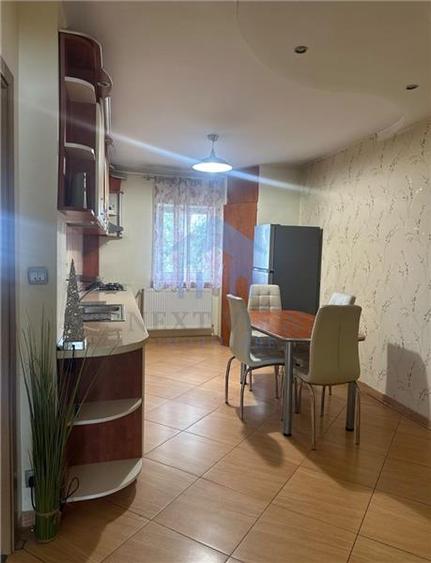 Apartament cu 3 camere decomandat în Mărăști