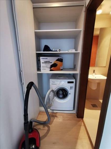 Apartament cu 3 camere decomandat, mobilat în Faleza Nord