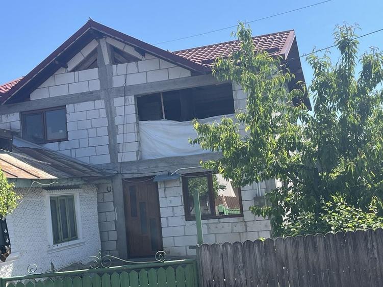 Casă cu 4 camere în Strejnicu