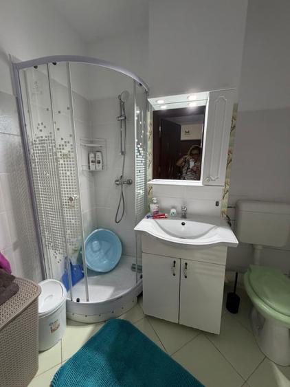Apartament cu 2 camere decomandat, mobilat în Central