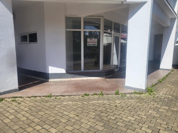 Spațiu comercial, de 90 mp, în Exterior Vest
