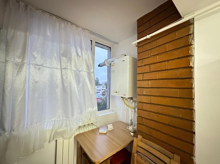 Garsonieră decomandată în Mazepa 1