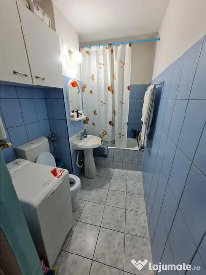 Garsonieră decomandată în Lipovei