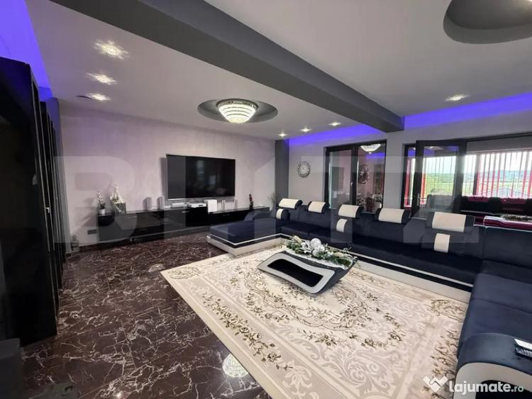 Casă cu 5 camere cu Teren 3500 Mp în Viile Satu Mare