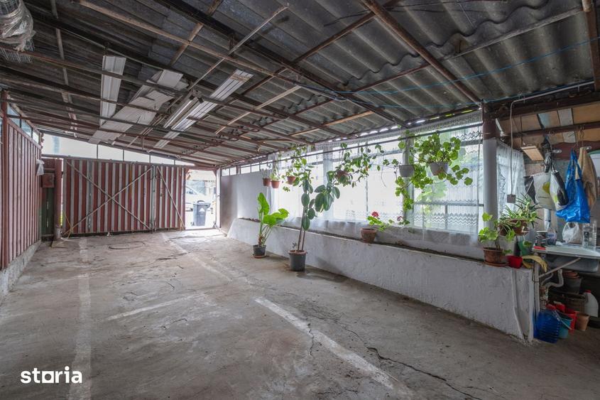 Casă cu 5 camere cu Teren 204 Mp în Central