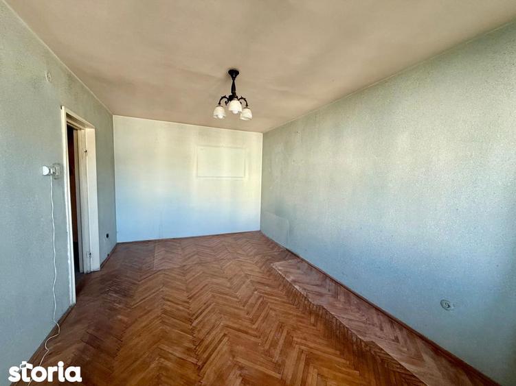 Apartament cu 3 camere în Tudor Vladimirescu