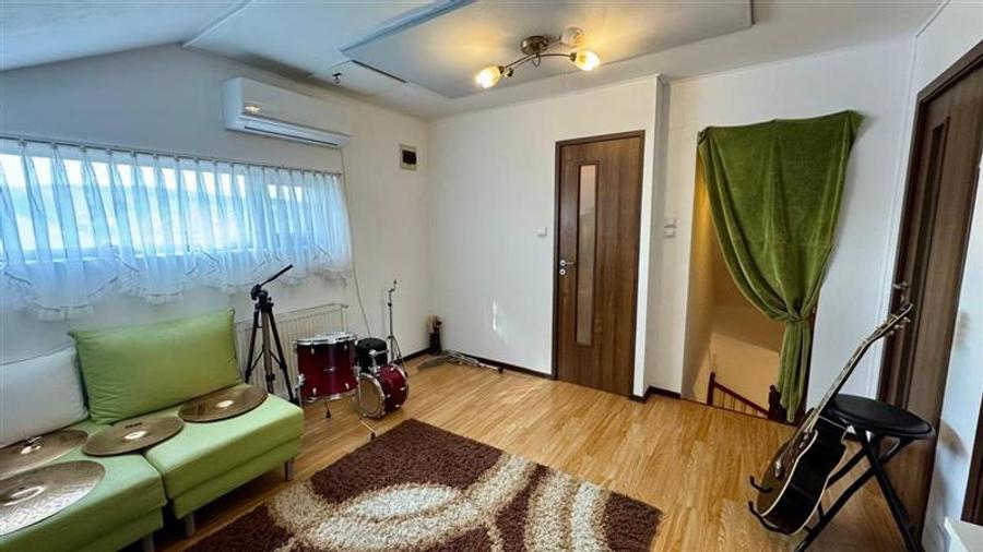 Casă individuală cu 4 camere cu Teren 300 Mp în Sâncraiu de Mureș