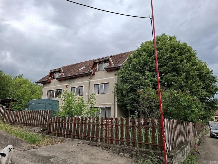 Casă cu Teren 1014 Mp în Central
