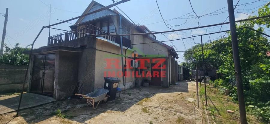 Casă cu 4 camere cu Teren 977 Mp în Central