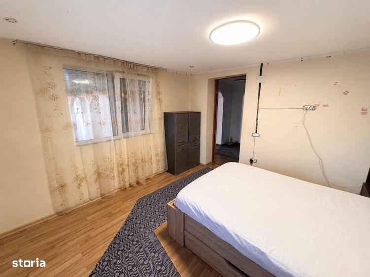 Casă cu 3 camere în Central