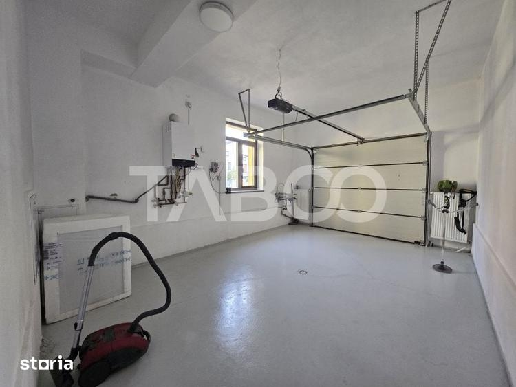 Casă cu 5 camere cu Teren 320 Mp în Tineretului