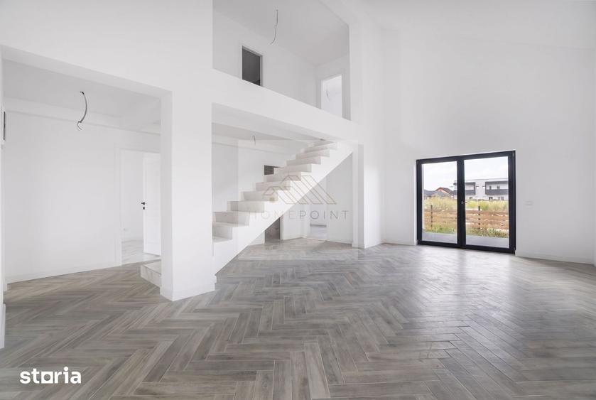 Casă cu 5 camere cu Teren 300 Mp în Tărlungeni