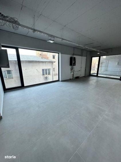 Spațiu comercial, de 234 mp, în Dacia