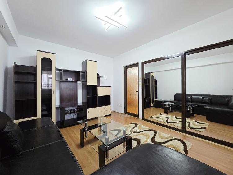 Apartament cu 2 camere decomandat în Micro 14