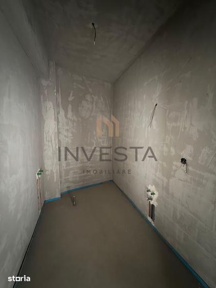 Apartament cu 3 camere semidecomandat în Florești