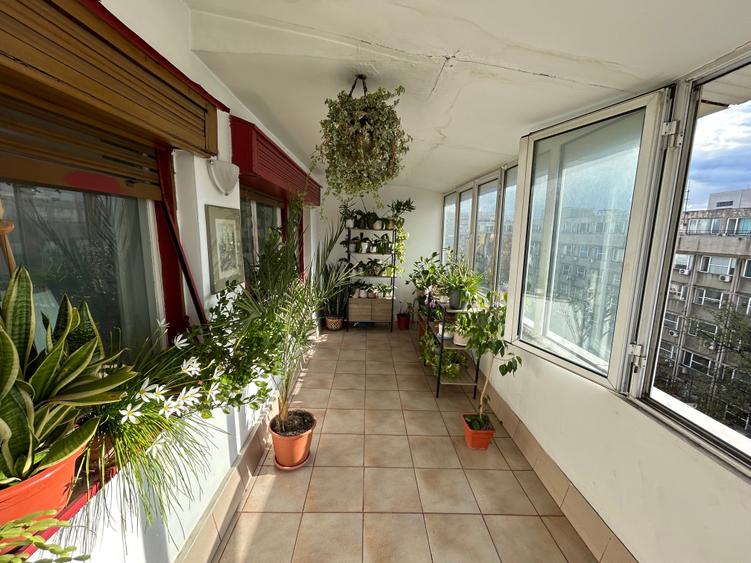 Apartament cu 2 camere semidecomandat în Dorobanți