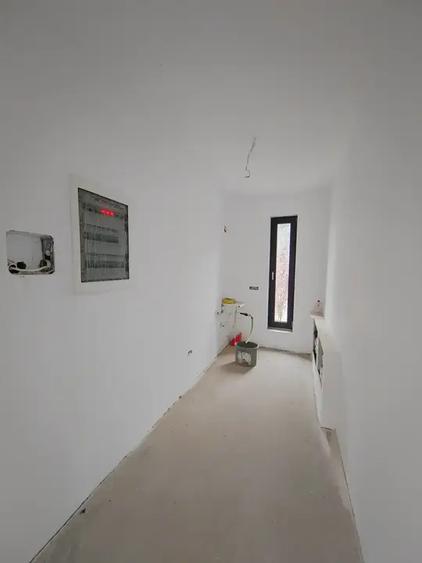 Casă cu 5 camere cu Canalizare în Corbeanca