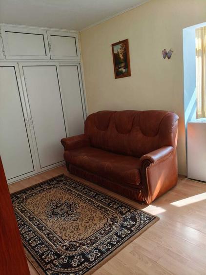 Garsonieră decomandată în Hipodrom