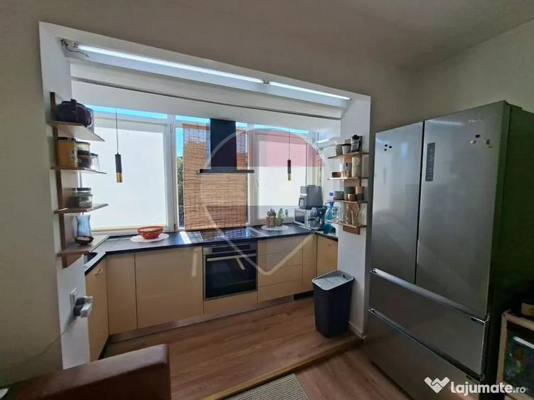 Apartament cu 3 camere decomandat în Săsar