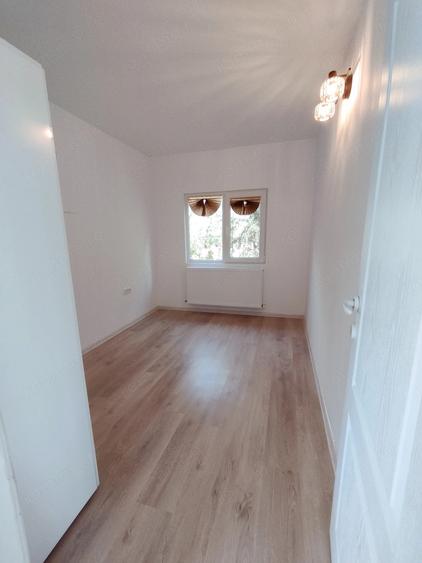 Casă cu 2 camere cu Teren 700 Mp în Corbu