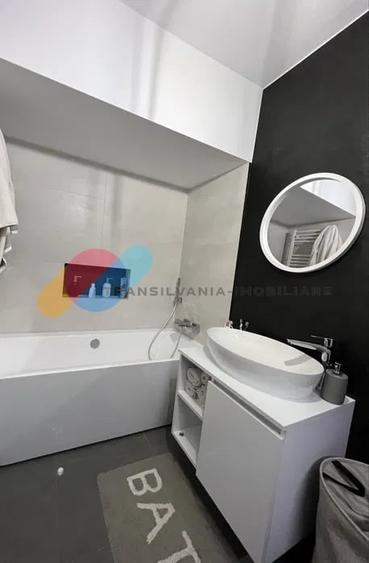 Apartament cu 2 camere semidecomandat, mobilat în Apahida
