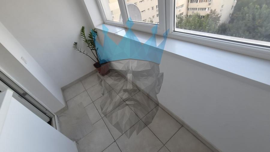 Apartament cu 3 camere semidecomandat, mobilat în Colentina