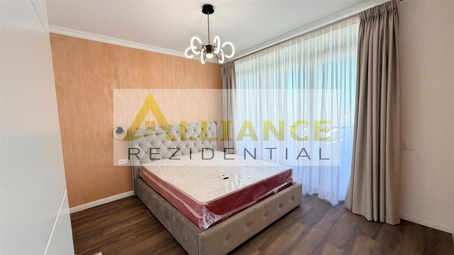 Casă individuală cu 5 camere decomandat cu Canalizare în Berceni