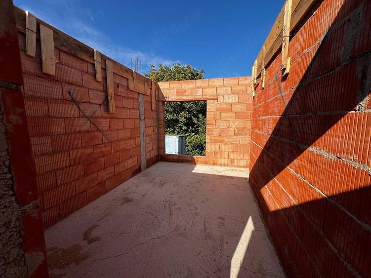 Casă cu Teren 180 Mp în Gai