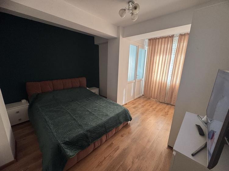 Garsonieră decomandată în Central