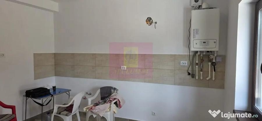 Vila cu 4 camere de vanzare in Brebu - Brebu (Prahova) - 6