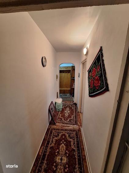 Apartament cu 3 camere în Astra