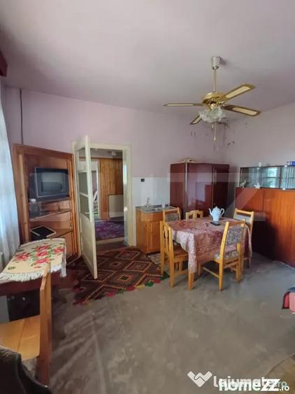 Casă cu 3 camere cu Teren 11508 Mp în Copăceni