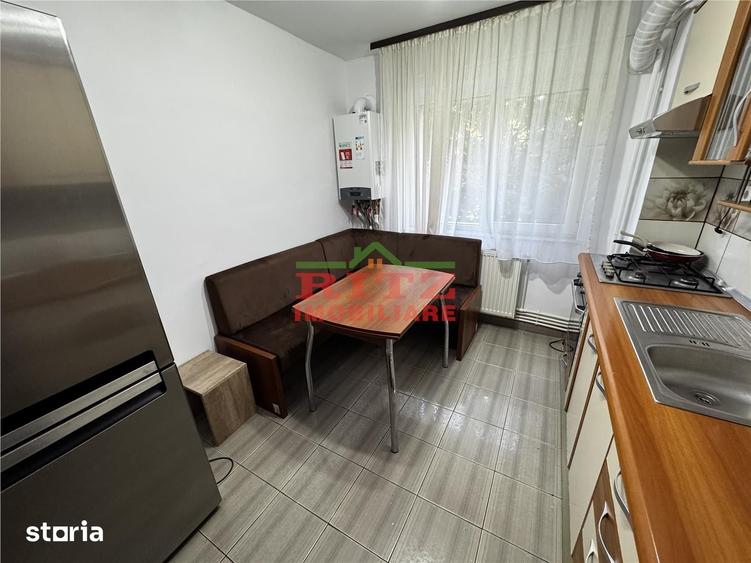 Apartament cu 3 camere semidecomandat în Ultracentral