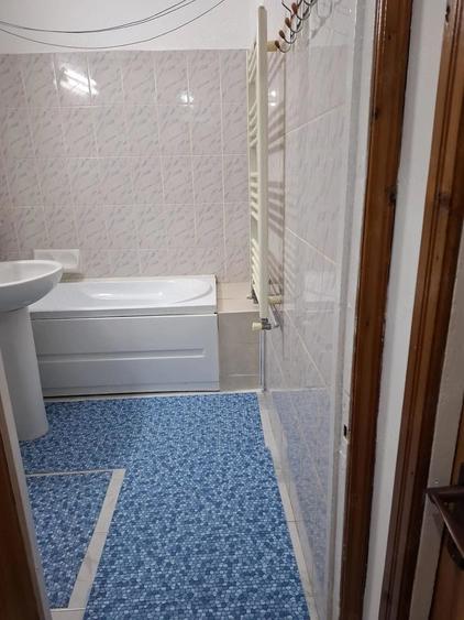Apartament cu 2 camere decomandat în Berceni