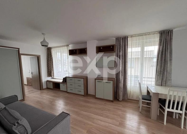 Apartament cu 2 camere semidecomandat, mobilat în Andrei Mureșanu