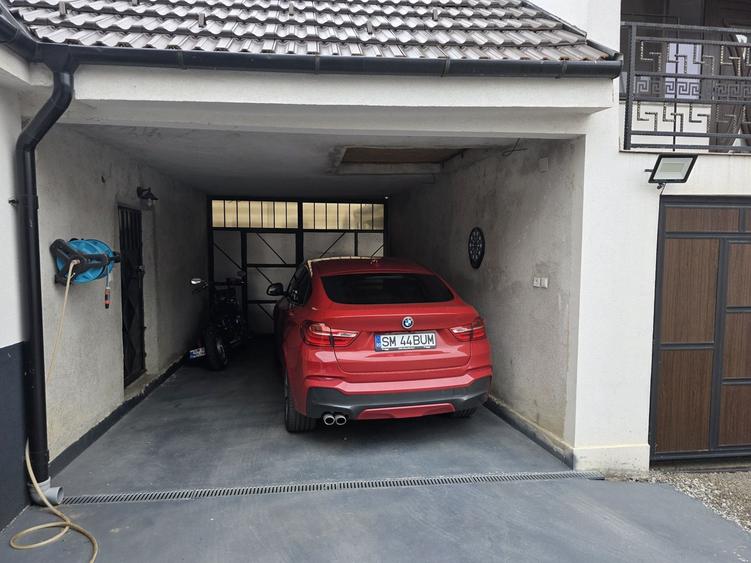 Casă cu 4 camere cu Teren 800 Mp în Botiz