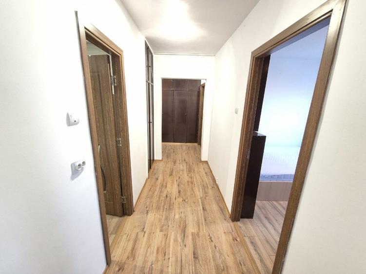 Apartament cu 2 camere decomandat în Centrul Civic